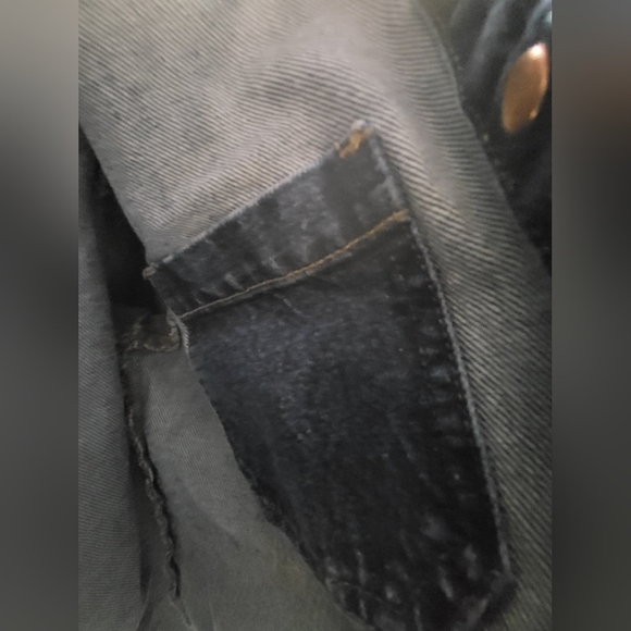 Old Navy Medium-Wash Jean Chore Jacket - Picture 8 of 8